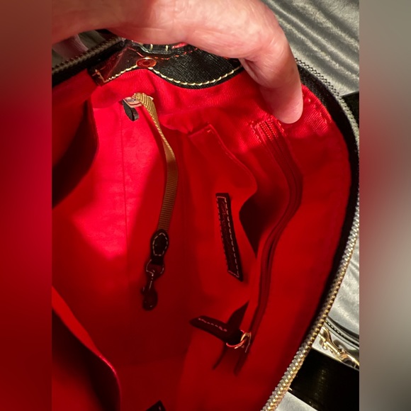 Dooney & Bourke Ruby Crossbody. NWOT. - Picture 5 of 6